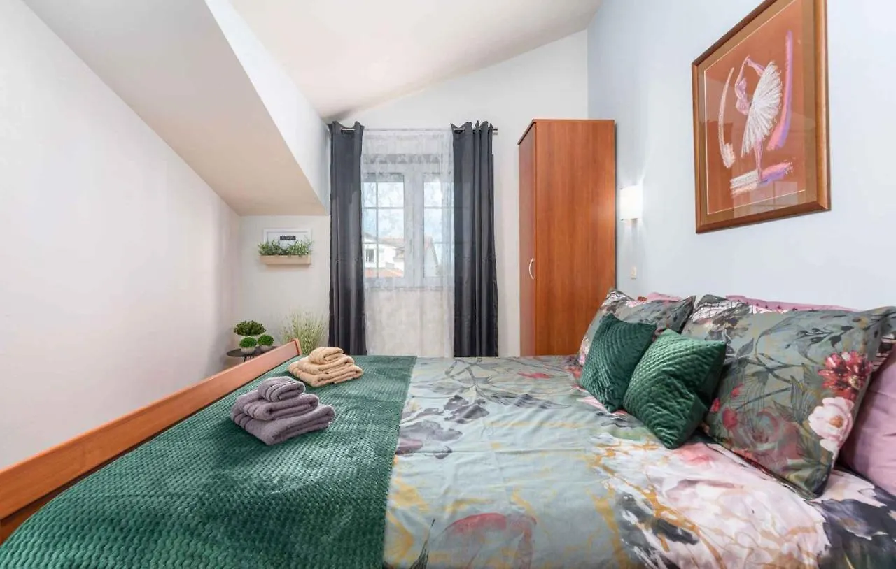 Apartment In Funtana/Istrien 35318 크로아티아